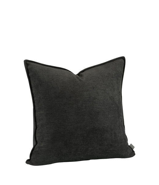 SIMPLY BLACK 50x50